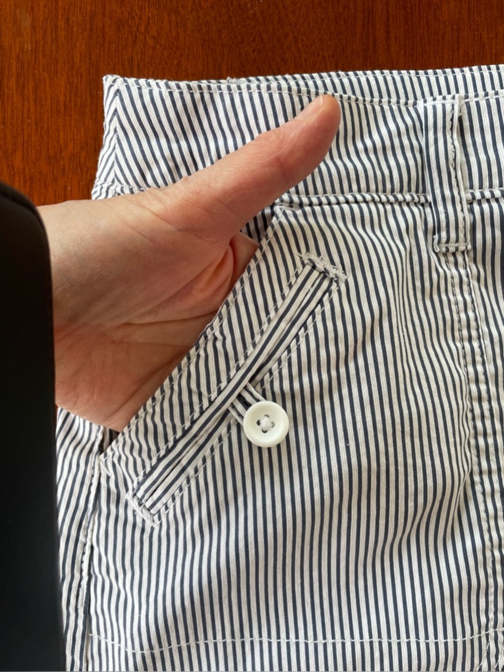 Karen Scott Navy and White Striped lining Skirt